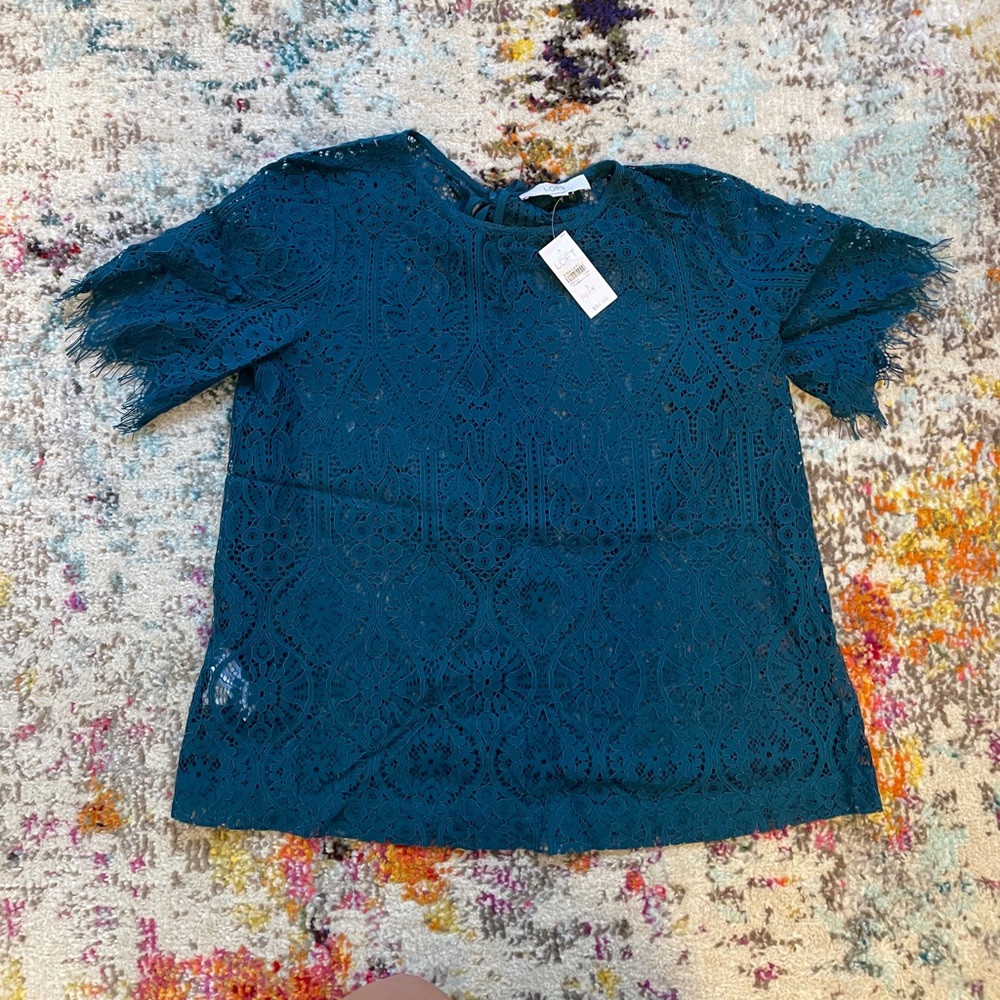 New loft lace top